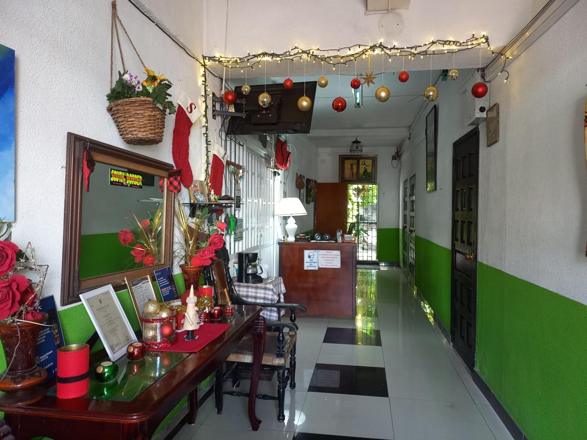 Posada Nativa Trinsan Centro Сан-Андрес Экстерьер фото